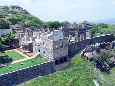 Kondapalli Fort